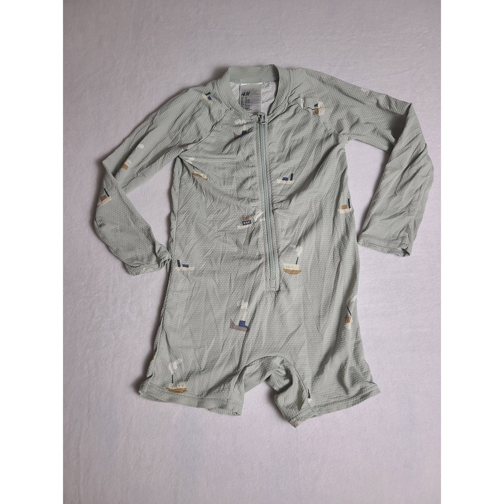 H&M Sunsuit Kids 2T Sage Green Sailboat Print Seersucker Long Sleeve Zip Up